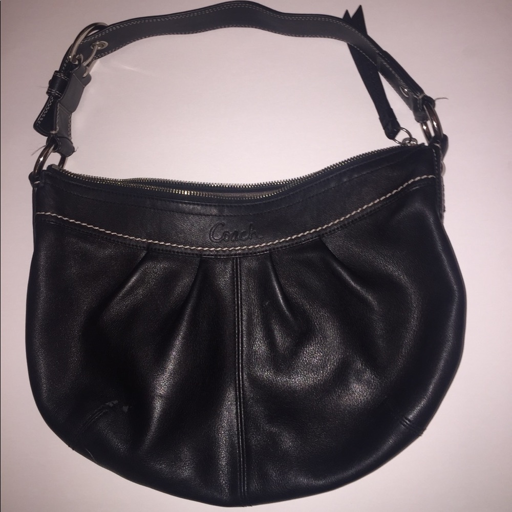 ❗️DONATED❗️Coach Leather Shoulder Bag